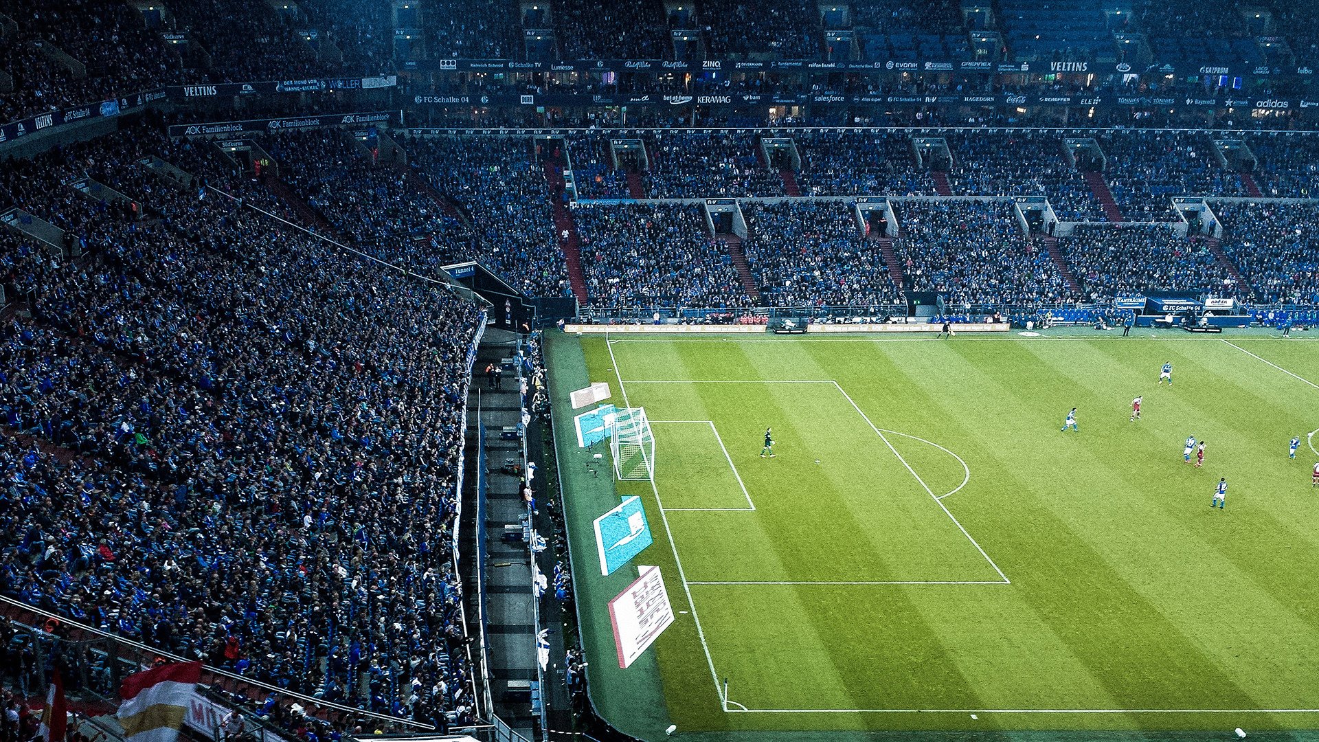 瑞·弗兰：在防守端的无懈可击和进攻端的犀利突破让他成为全黑队的中流砥柱